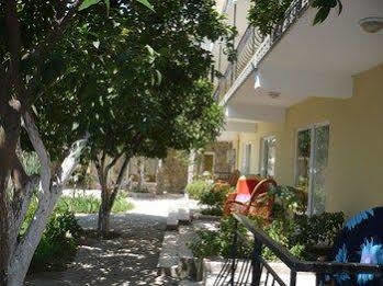 Endam Garden Hotel بيلديبي المظهر الخارجي الصورة